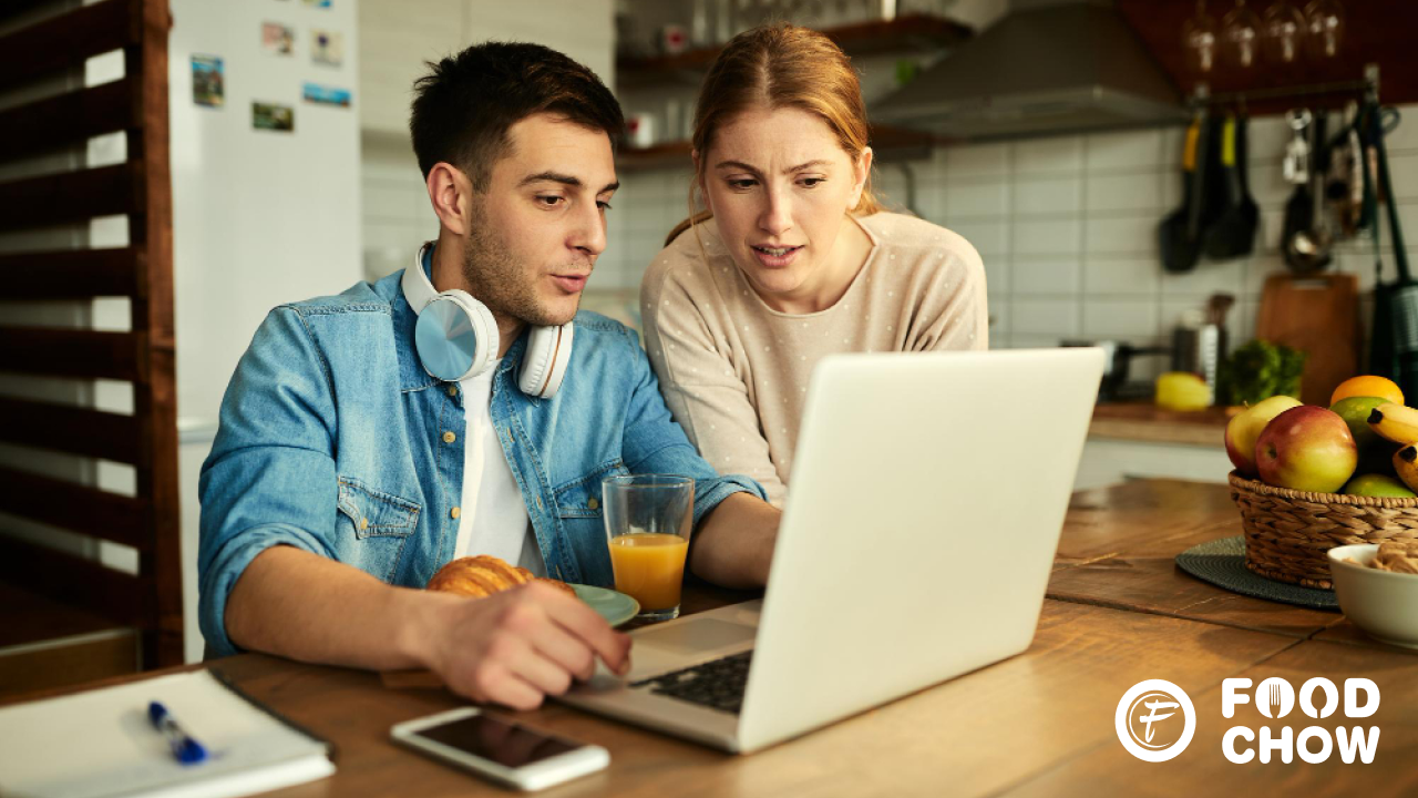 Join FoodChow Partner Program to work from home and help restaurants grow digitally